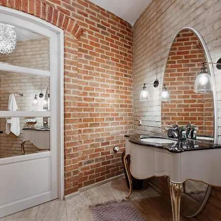 Premium 92 In Arkadia Apartment